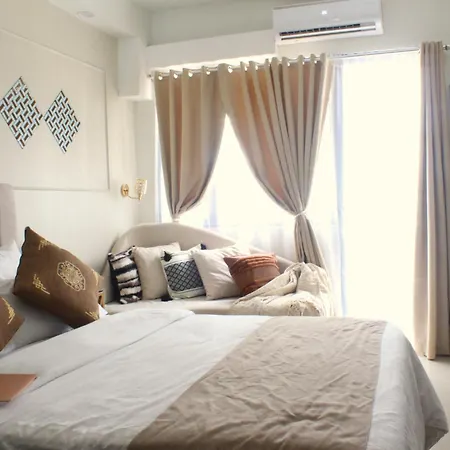 Luna Loft, Shore 2 Residences